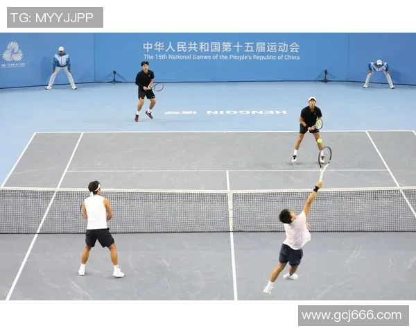 赛后分析：北京网球队与广州网球队的默契配合与战术探讨